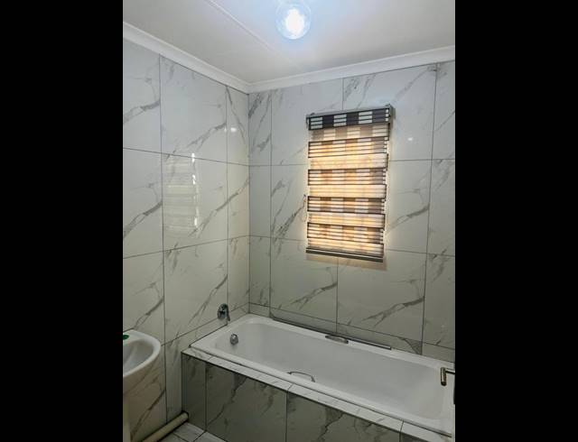 2 BEDROOM HOUSE FOR SALE IN WILFORDON